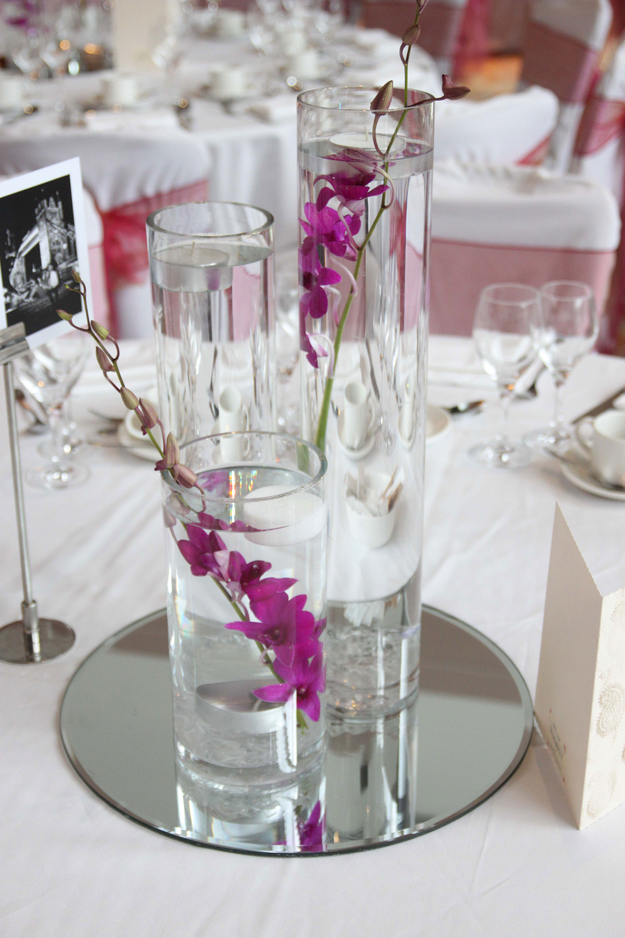 3-vases-£60-per-table